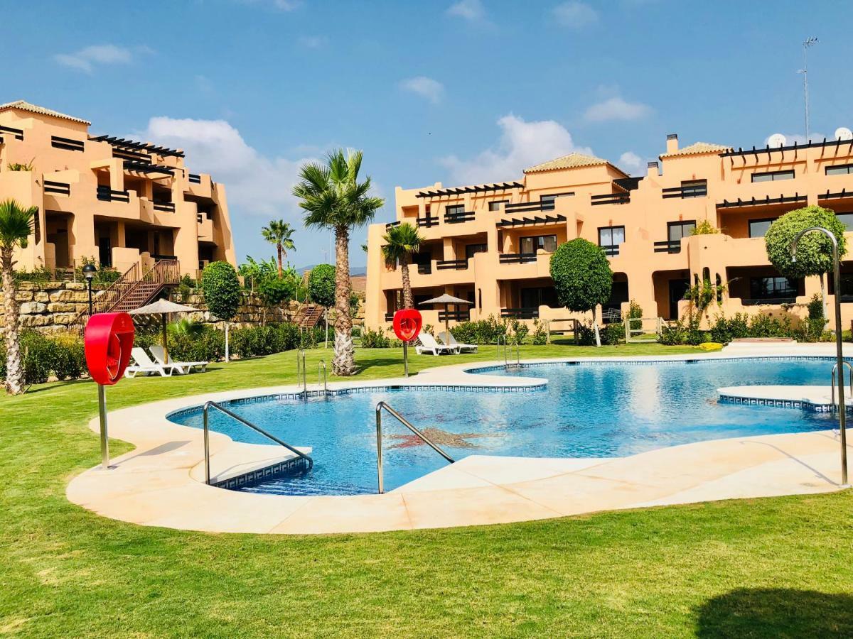 Estepona - Casares Beach Golf Apartments Eksteriør billede