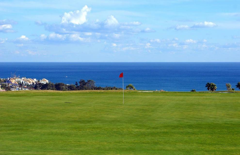 Estepona - Casares Beach Golf Apartments Eksteriør billede